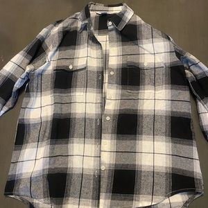 XS black and white flannel